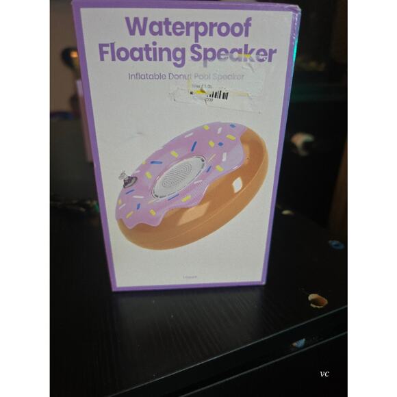 Waterproof Floating Donut Bluetooth Speaker Inflatable Pool Party Speaker - Picture 1 of 2
